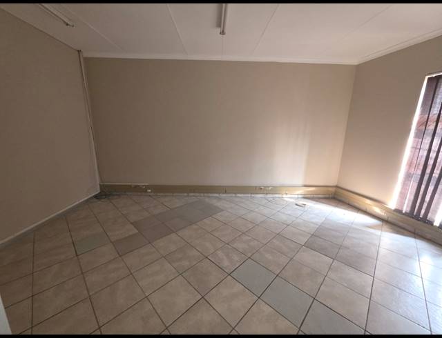 921.50M² BUSINESS TO LET IN SASOLBURG EXT 5